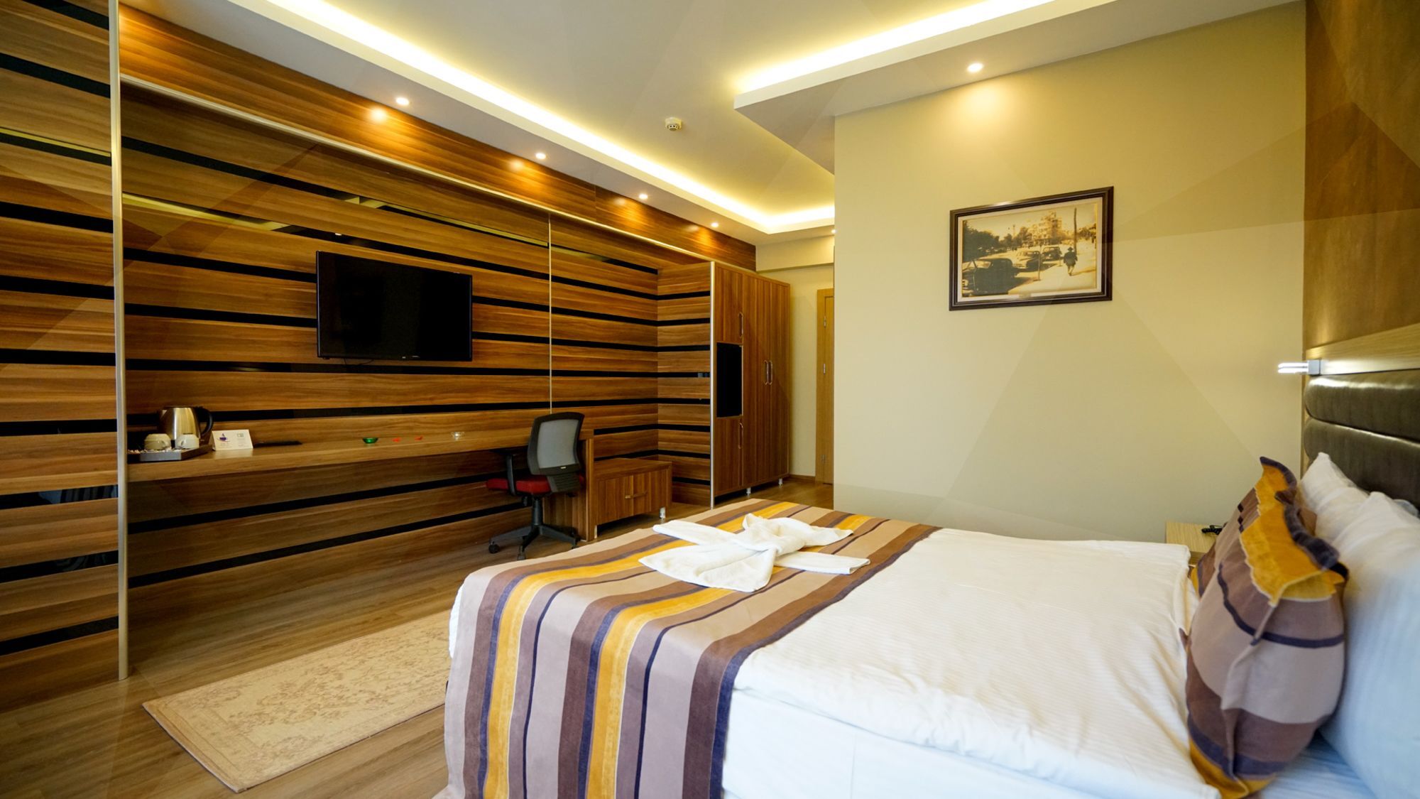 Es Albatros Hotel 埃斯基谢希尔 外观 照片